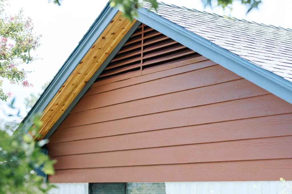 After siding installation - professional siding work in Dallas